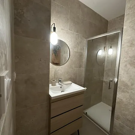 Mars Yourhosthelper * Narbonne