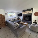 Villa Mars Yourhosthelper