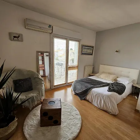 Villa Mars Yourhosthelper