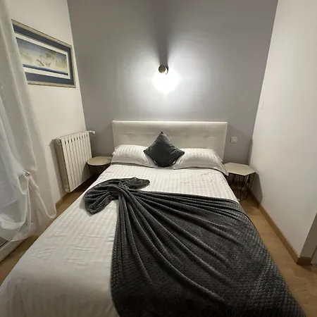 Mars Yourhosthelper Narbona