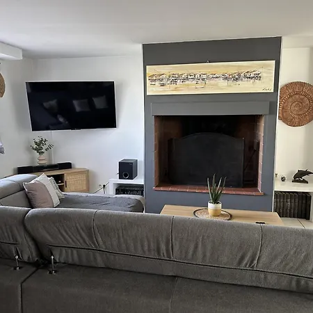 Mars Yourhosthelper *