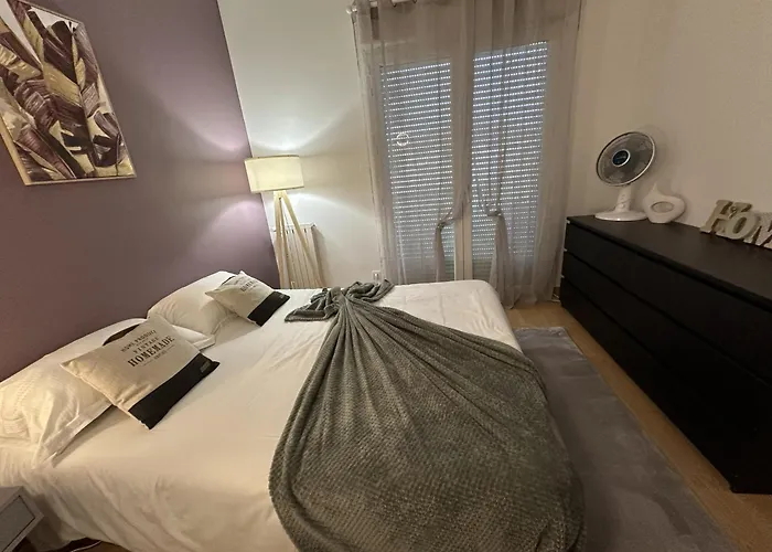 Mars Yourhosthelper Villa Narbona